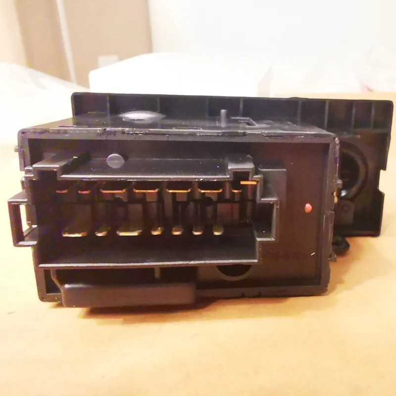 Detalle del conector y cableado