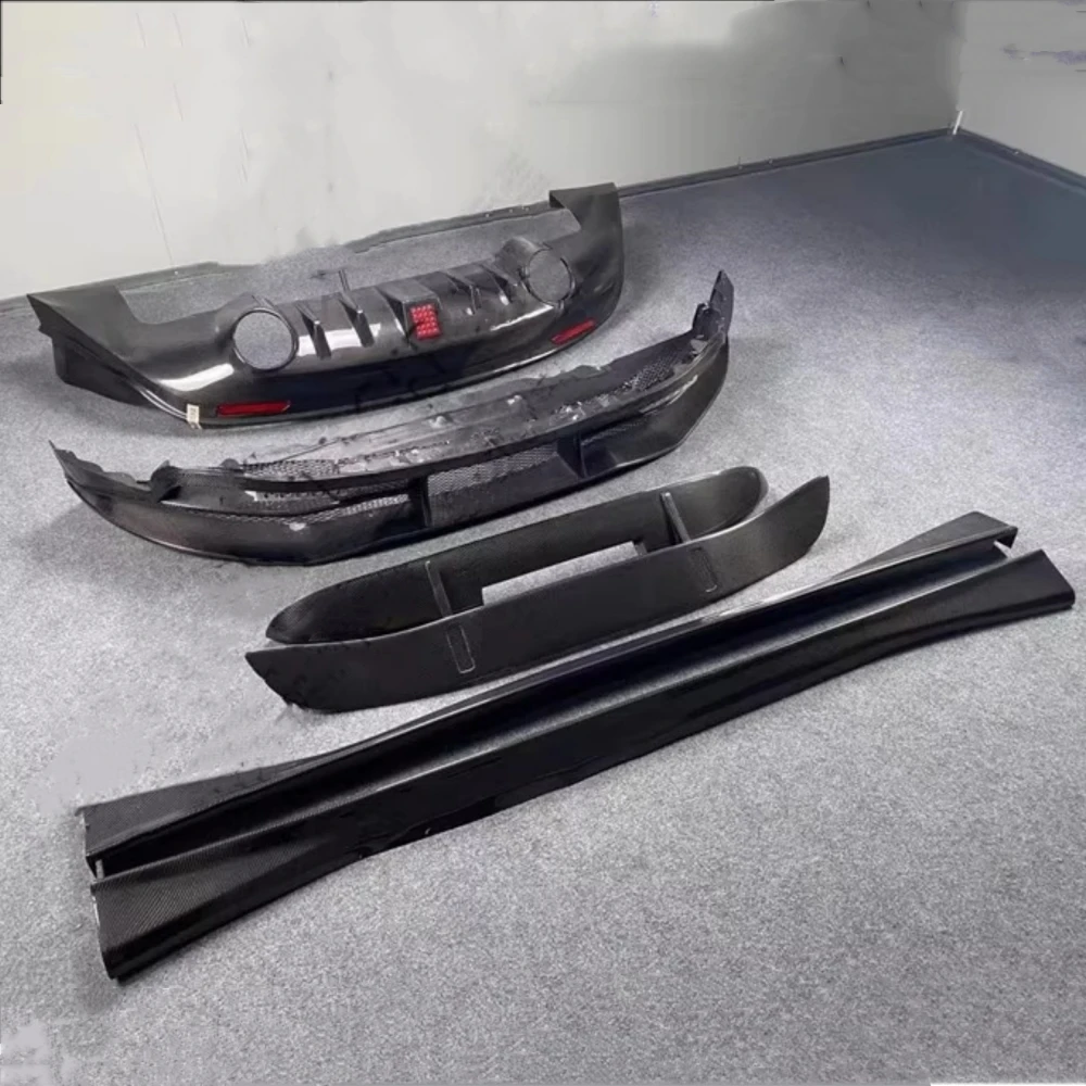 Kit completo de fibra de carbono Infiniti FX35 vista frontal