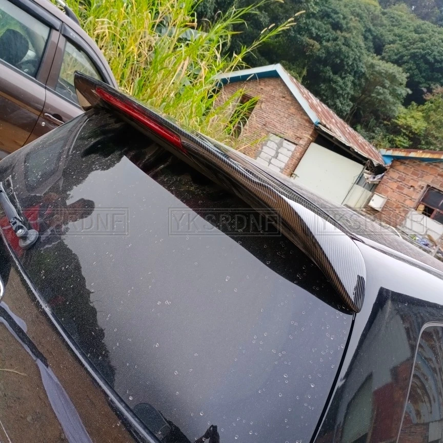 Detalle del alerón visto desde ángulo lateral