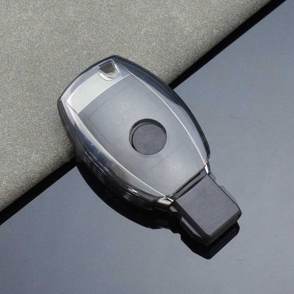 Funda instalada en mando Mercedes