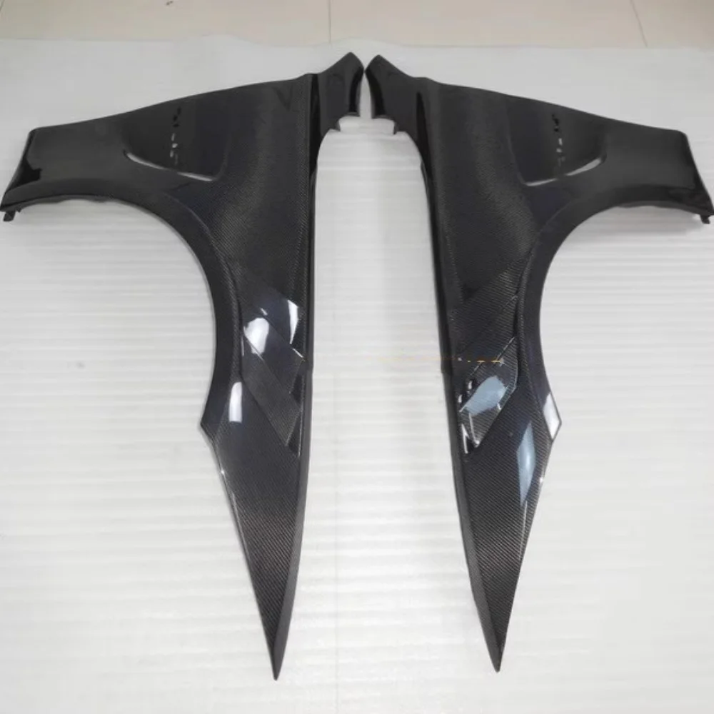 Guardabarros lateral fibra carbono BMW – detalle