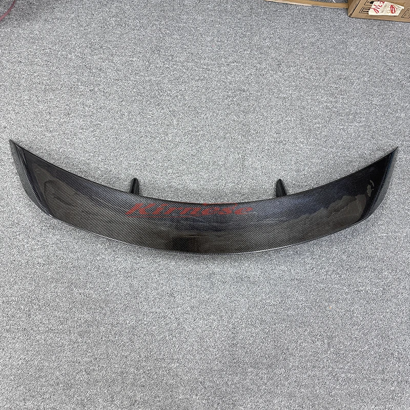 Guardabarros delantero de fibra de carbono