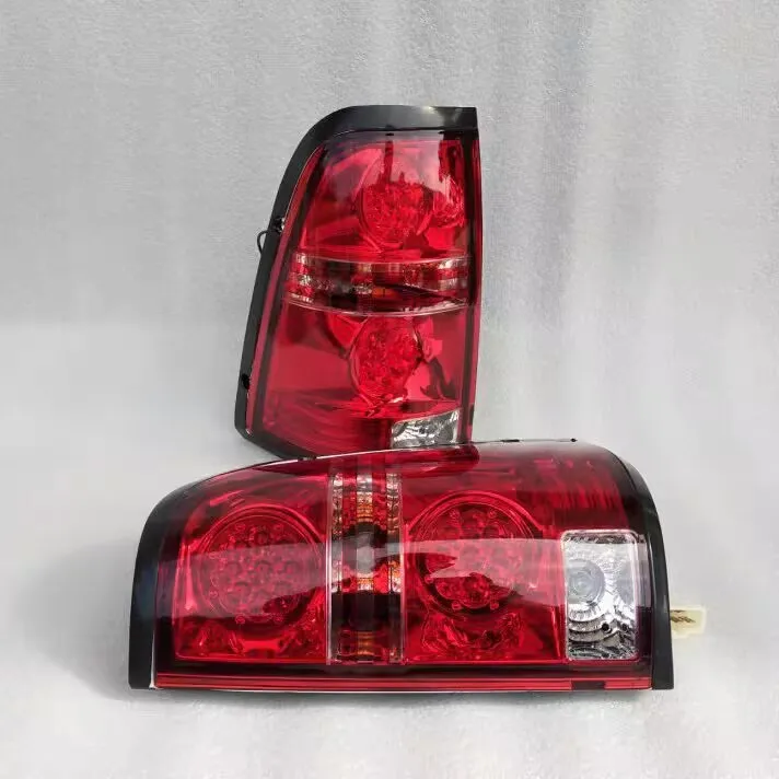 Luz trasera LED instalada en pickup