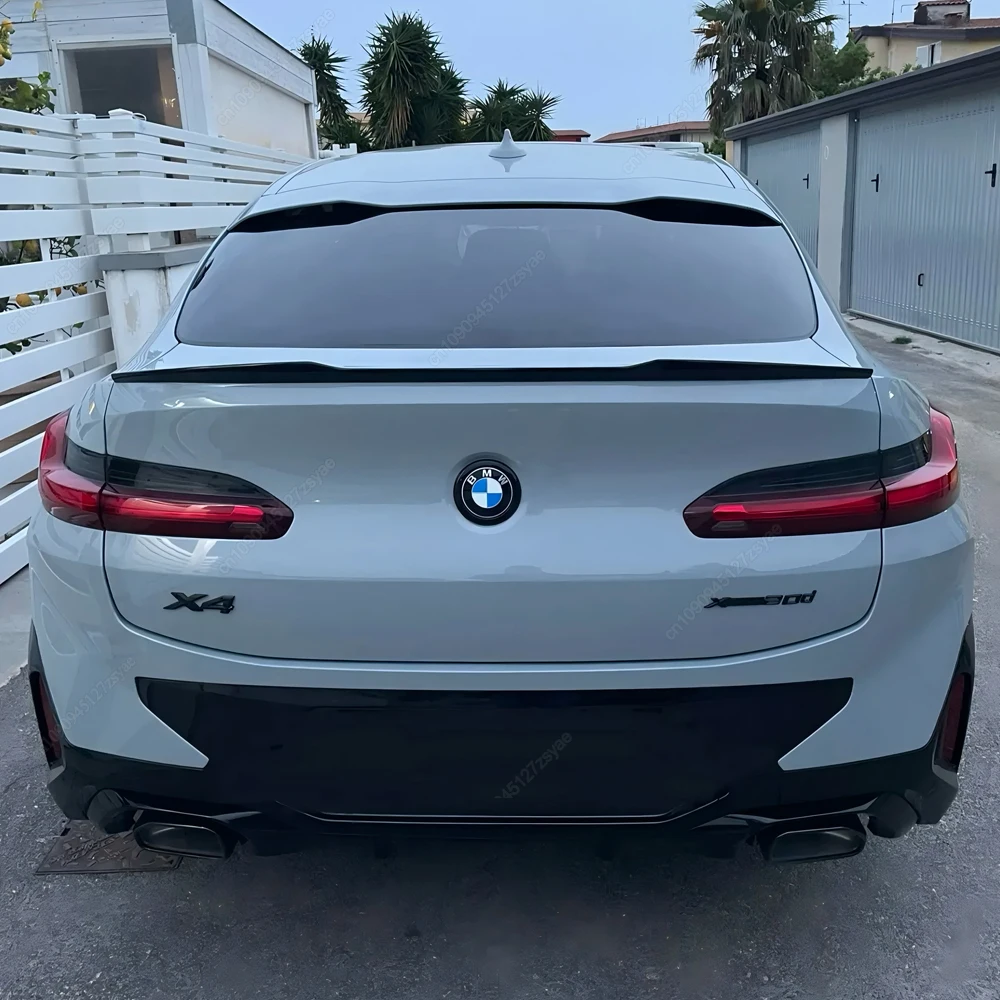 Alerón trasero instalado en un BMW X4 G02