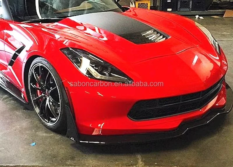 Faldones laterales instalados en Corvette C7 Z06