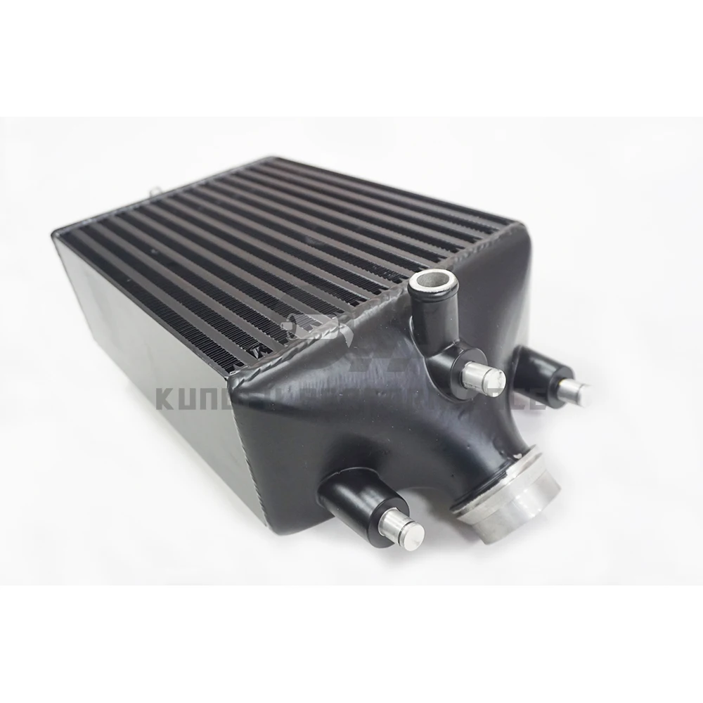 Intercooler KUNGFU instalado en vehículo