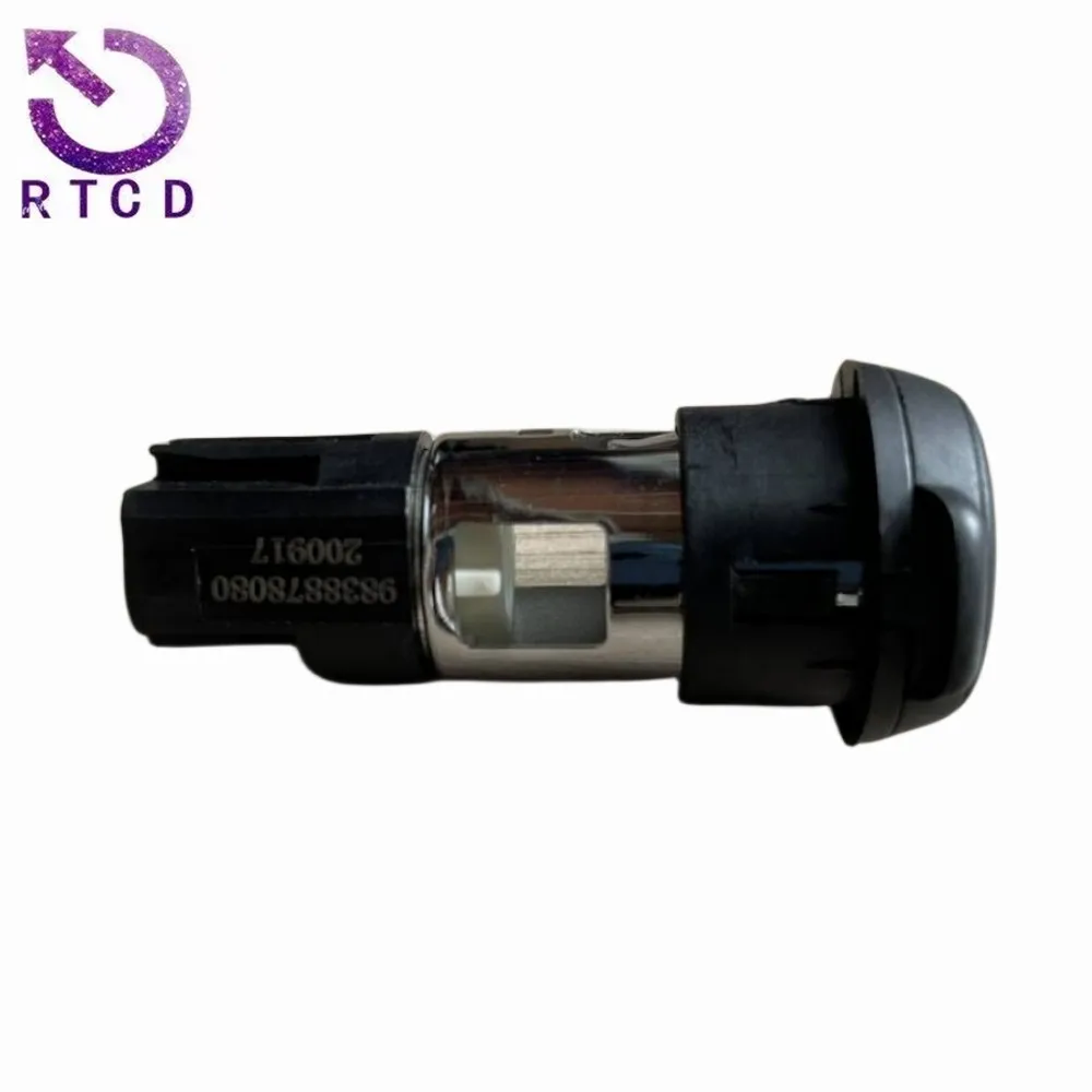 Detalle del enchufe 12V