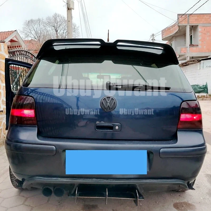 Detalle del alerón divisor visto desde el lateral mostrando el perfil estilo Oettinger