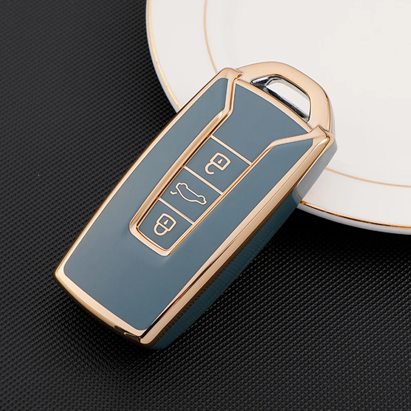 Funda TPU en uso cotidiano dentro de un llavero