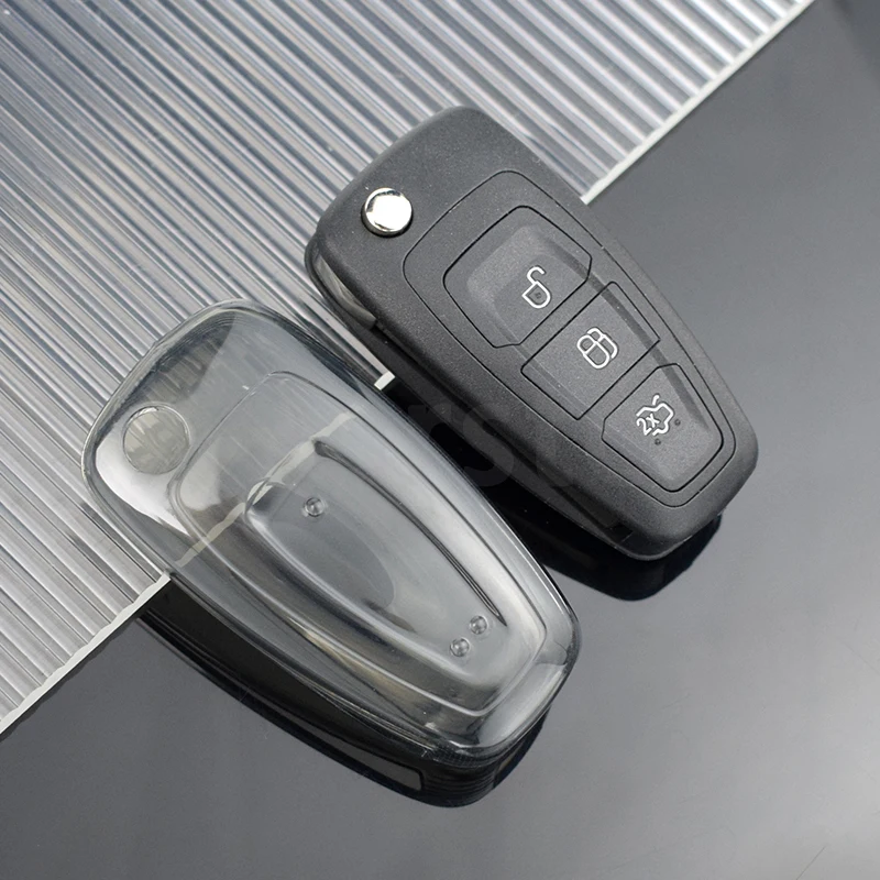 Funda puesta en diferentes modelos de llave Ford