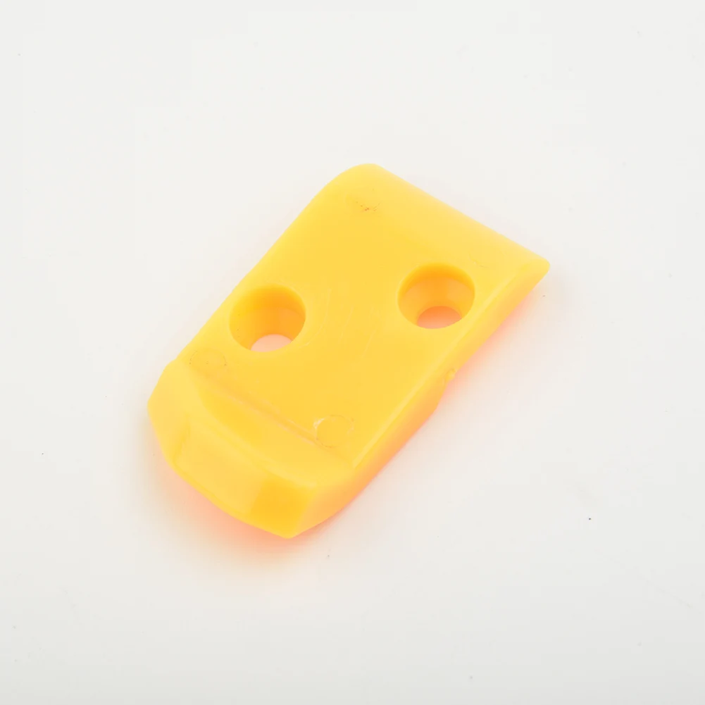 Detalle de inserciones triangulares de nailon