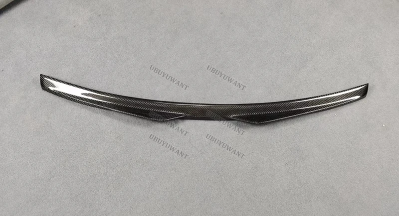 Alerón trasero de fibra de carbono para BENZ GT vista lateral