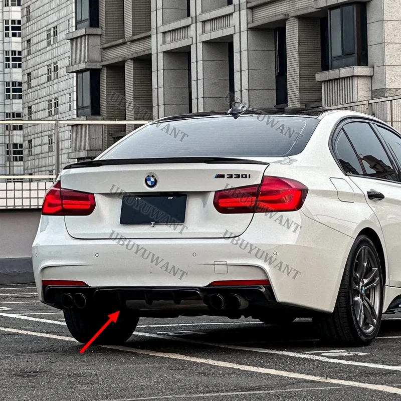 Vista frontal del difusor trasero para BMW Serie 3 F30