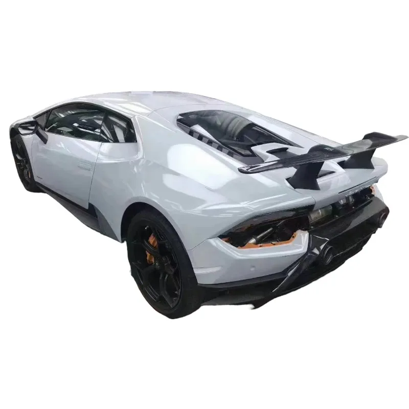 Kit de fibra semicarbon en negro brillante para Lamborghini Huracán