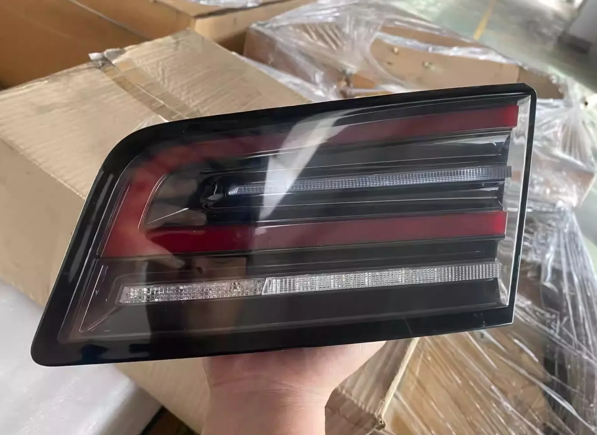 Instalación del spoiler superior