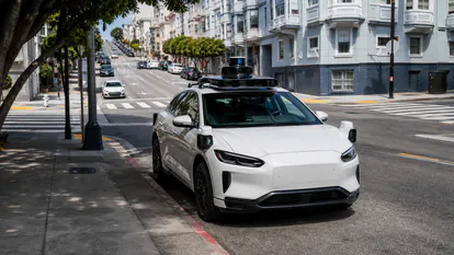 Taxis autónomos y robotaxis en san francisco: el futuro del transporte urbano en una escena principal preparada para explicar el tema con detalle.